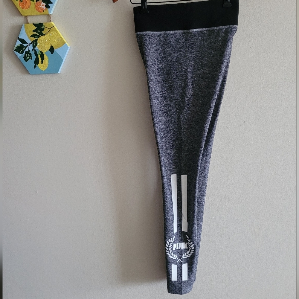 PINK logo workout yoga tight legging Women's Small Black Heathered Grey